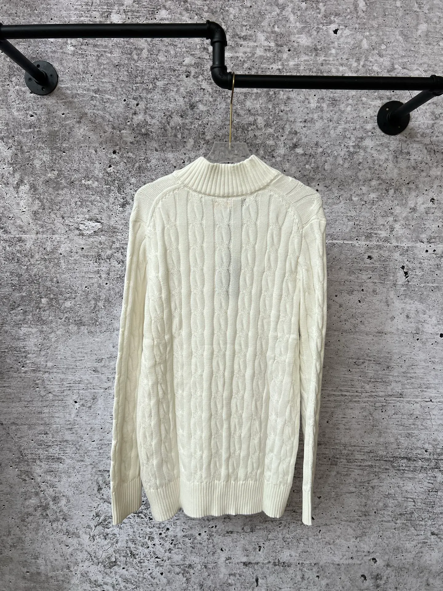 P240 Ralph Lauren classic unisex half-zip rubberized sweater, popular on all major platforms, original and consistent washed fabrics, workmanship details restored to the original, original pony embroidery on the chest, original custom-made hardware accessories